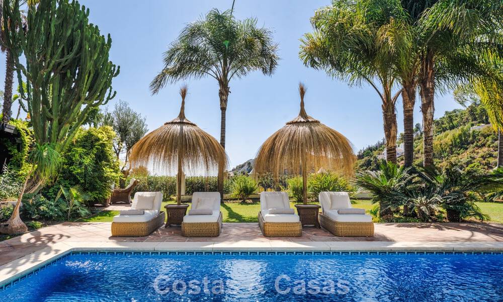 Elegant andalusian villa with panoramic sea views for sale in El Madroñal, Benahavís - Marbella 793832