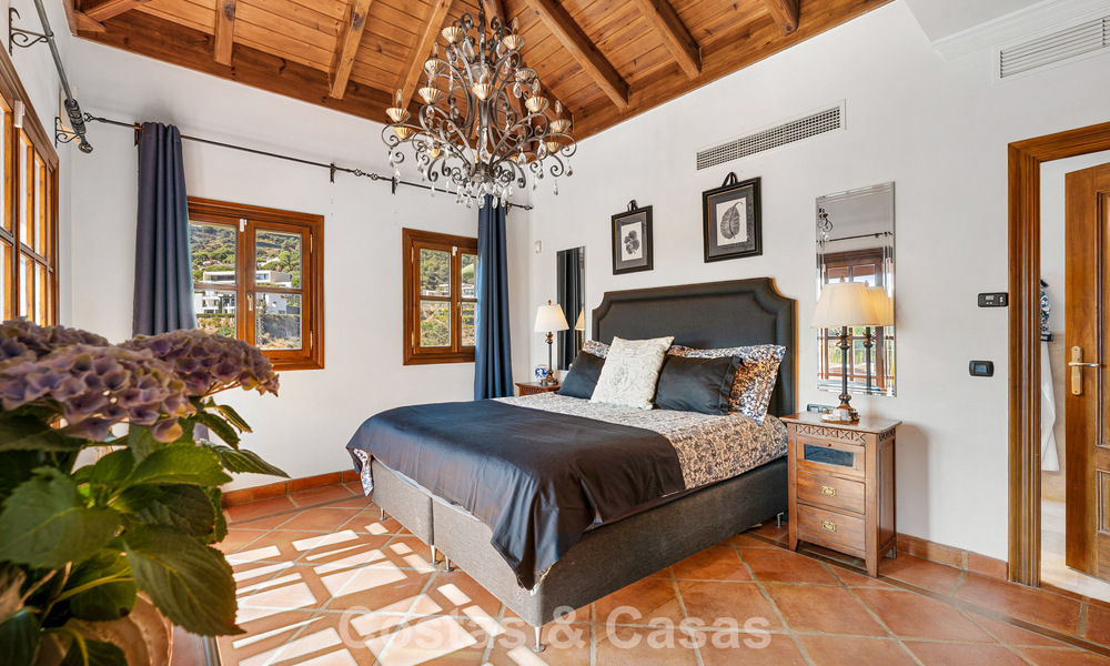 Elegant andalusian villa with panoramic sea views for sale in El Madroñal, Benahavís - Marbella 793843