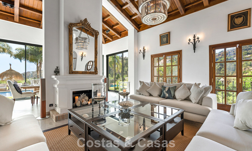 Elegant andalusian villa with panoramic sea views for sale in El Madroñal, Benahavís - Marbella 793854