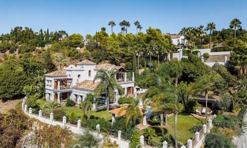 Elegant andalusian villa with panoramic sea views for sale in El Madroñal, Benahavís - Marbella 793860