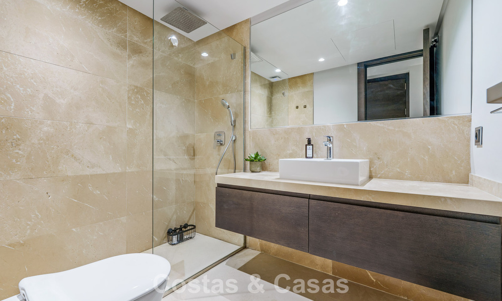 Exclusive modernist luxury villa for sale in Nueva Andalucía’s golf valley, Marbella 793919