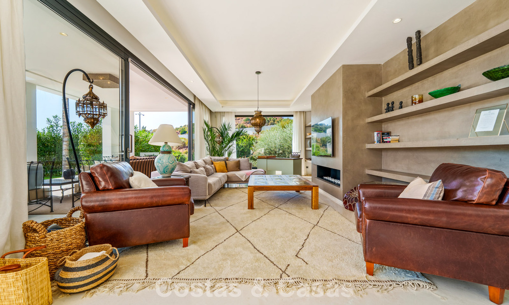 Exclusive modernist luxury villa for sale in Nueva Andalucía’s golf valley, Marbella 793926