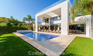 Exclusive modernist luxury villa for sale in Nueva Andalucía’s golf valley, Marbella 793944 