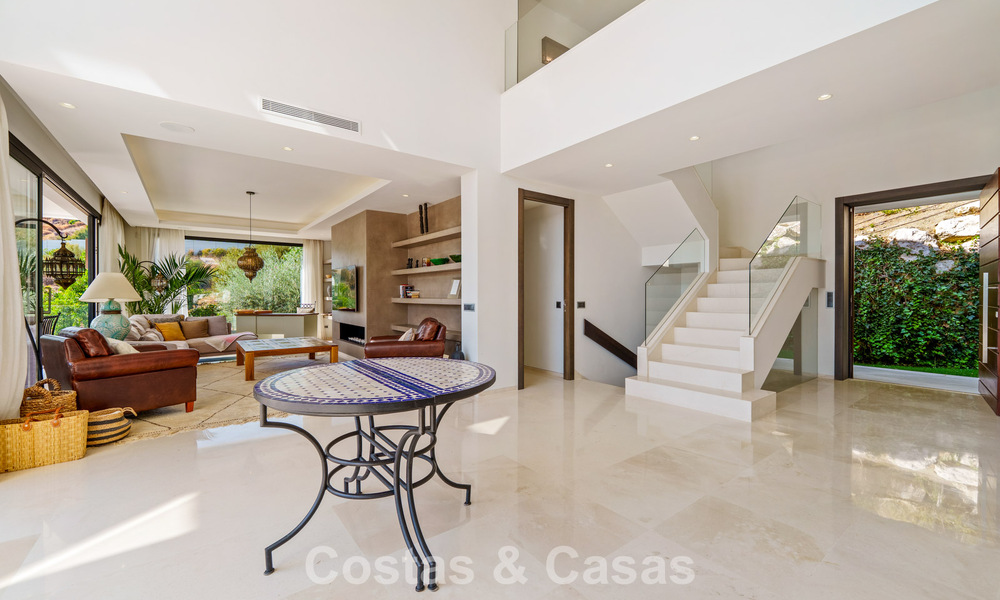Exclusive modernist luxury villa for sale in Nueva Andalucía’s golf valley, Marbella 793946
