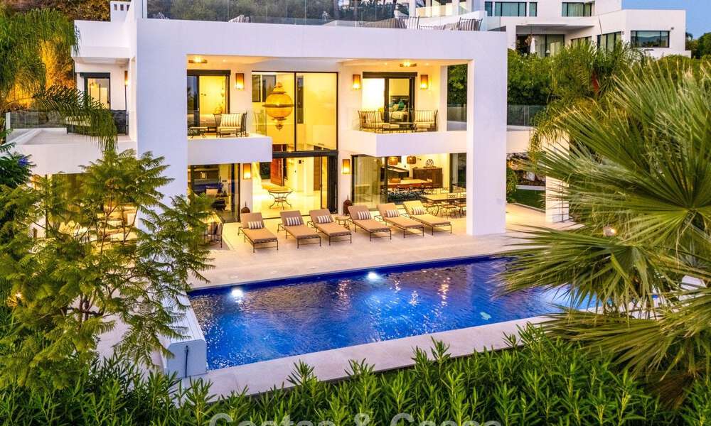 Exclusive modernist luxury villa for sale in Nueva Andalucía’s golf valley, Marbella 793967