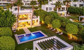 Luxury villa with contemporary architecture for sale in a gated private community of Nueva Andalucía, Marbella 793968 