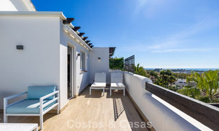 Renovated 3-bedroom duplex penthouse in exclusive gated community with sea & golf views in Marbella - Benahavis 793292 