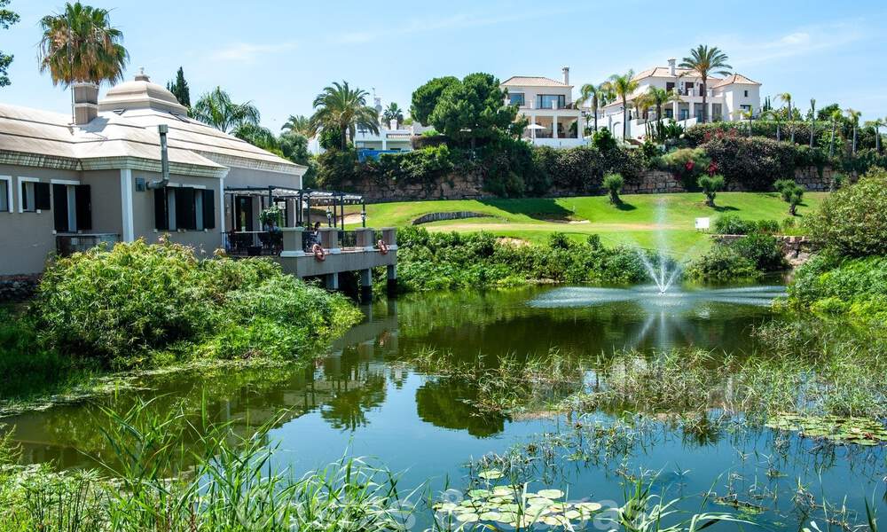 Modern luxury villa with panoramic sea views for sale on the New Golden Mile, between Marbella and Estepona 794085