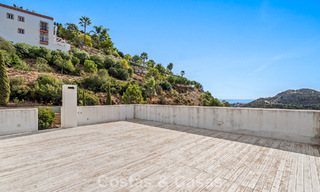 Spacious, modern villa with separate guest house for sale in El Madroñal, Benahavis - Marbella 794068 
