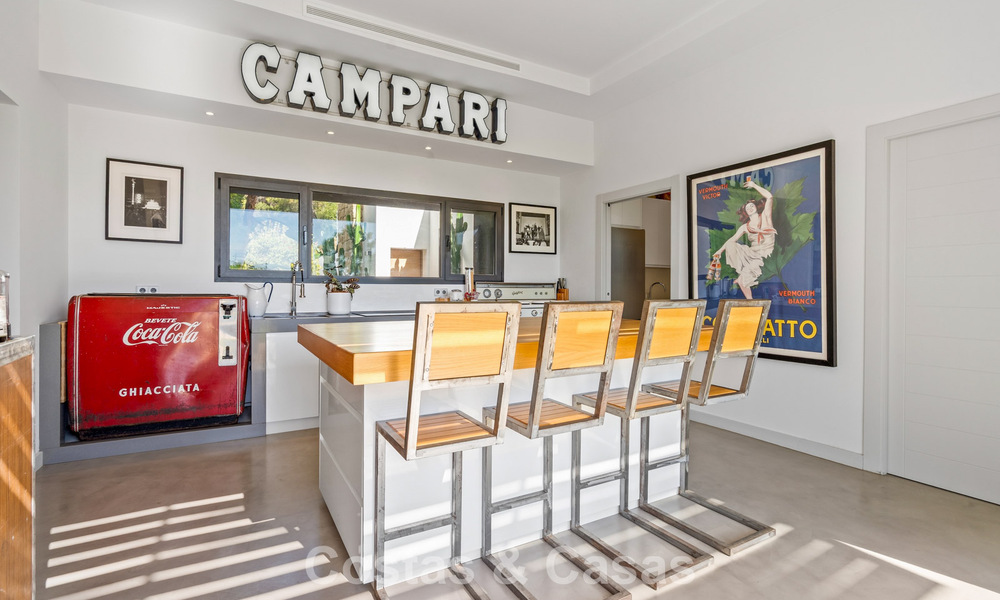 Spacious, modern villa with separate guest house for sale in El Madroñal, Benahavis - Marbella 794070