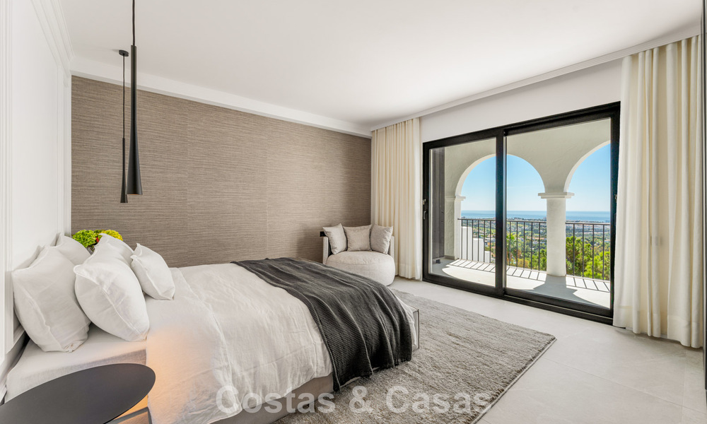 Move-in ready, luxuriously renovated duplex apartment for sale in the hills of Marbella - Benahavís 794115