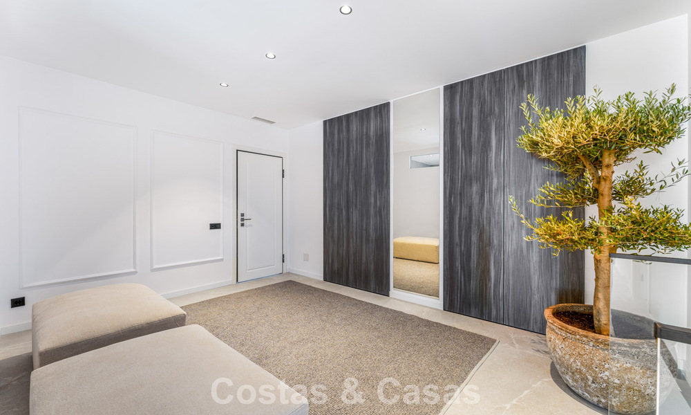 Move-in ready, luxuriously renovated duplex apartment for sale in the hills of Marbella - Benahavís 794123