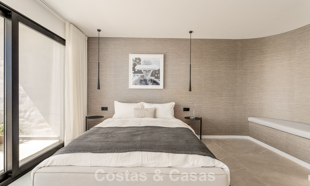 Move-in ready, luxuriously renovated duplex apartment for sale in the hills of Marbella - Benahavís 794124