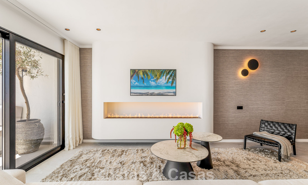 Move-in ready, luxuriously renovated duplex apartment for sale in the hills of Marbella - Benahavís 794128