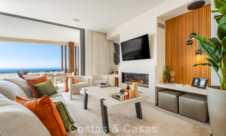 Move-in ready, spacious, high-end,contemporary apartment for sale in the hills of La Quinta Resort, Marbella - Benahavís 794369 