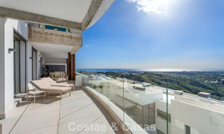 Move-in ready, spacious, high-end,contemporary apartment for sale in the hills of La Quinta Resort, Marbella - Benahavís 794394 