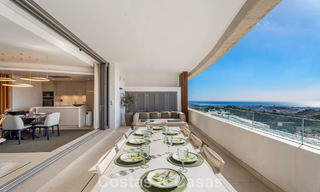 Move-in ready, spacious, high-end,contemporary apartment for sale in the hills of La Quinta Resort, Marbella - Benahavís 794395 