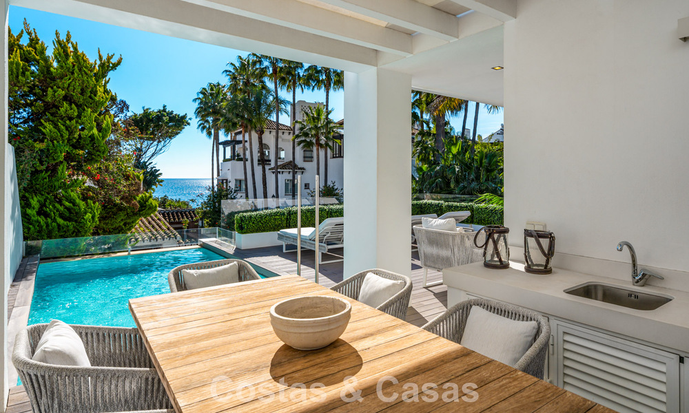 Prestigious, modern renovated, semi-detached villa for sale, second line beach in Puente Romano on Marbella’s Golden Mile 794459