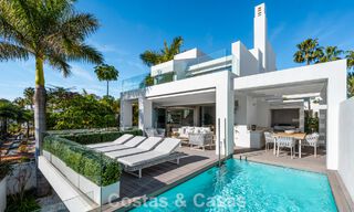 Prestigious, modern renovated, semi-detached villa for sale, second line beach in Puente Romano on Marbella’s Golden Mile 794460 
