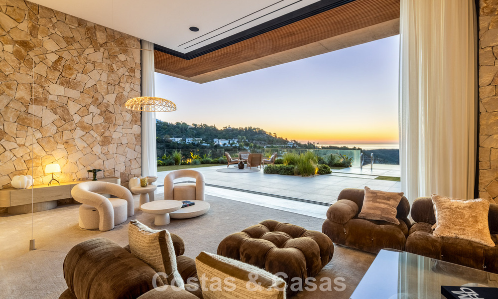 Brand-new, high-end luxury villa with panoramic views for sale in the gated community of El Madroñal, Benahavis - Marbella 794197