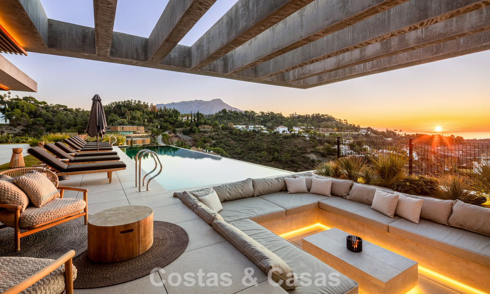 Brand-new, high-end luxury villa with panoramic views for sale in the gated community of El Madroñal, Benahavis - Marbella 794199