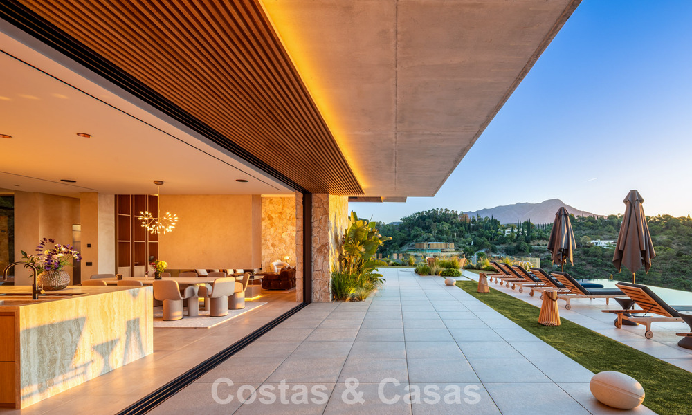 Brand-new, high-end luxury villa with panoramic views for sale in the gated community of El Madroñal, Benahavis - Marbella 794200