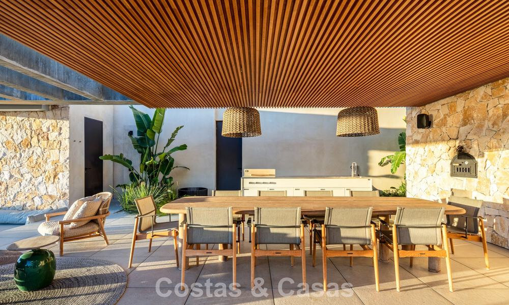 Brand-new, high-end luxury villa with panoramic views for sale in the gated community of El Madroñal, Benahavis - Marbella 794202