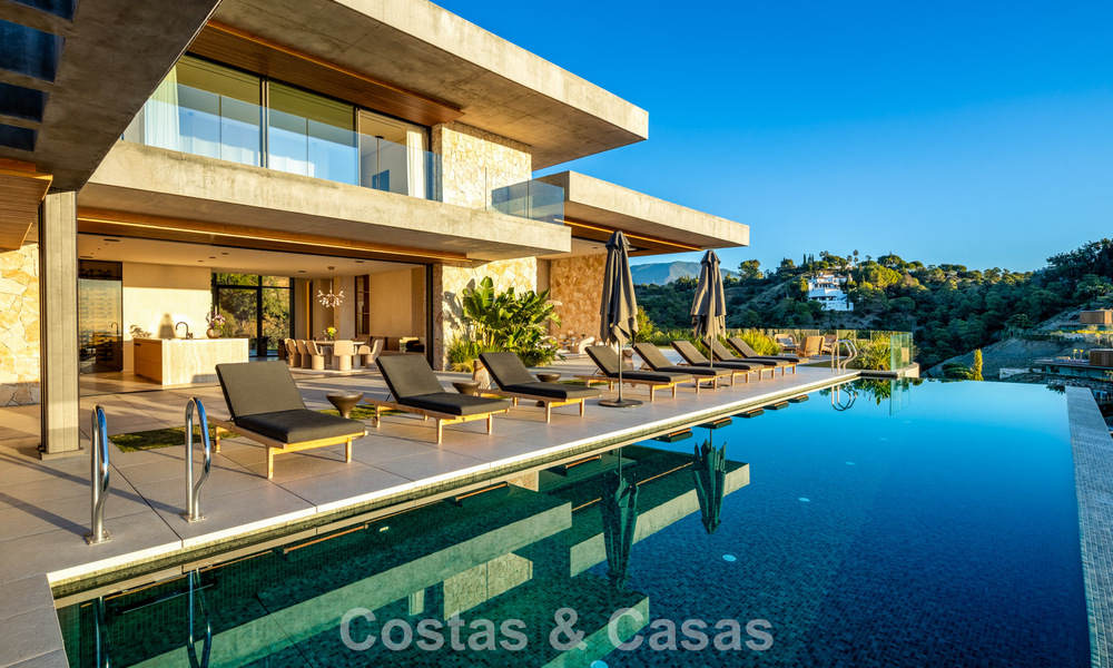 Brand-new, high-end luxury villa with panoramic views for sale in the gated community of El Madroñal, Benahavis - Marbella 794203