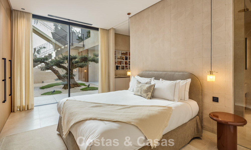 Brand-new, high-end luxury villa with panoramic views for sale in the gated community of El Madroñal, Benahavis - Marbella 794211