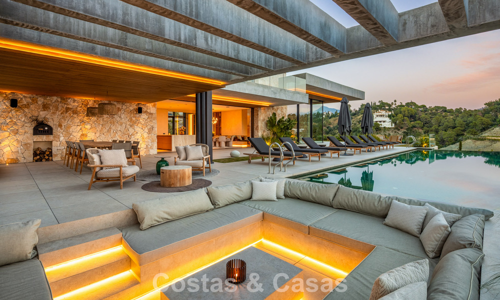 Brand-new, high-end luxury villa with panoramic views for sale in the gated community of El Madroñal, Benahavis - Marbella 794226