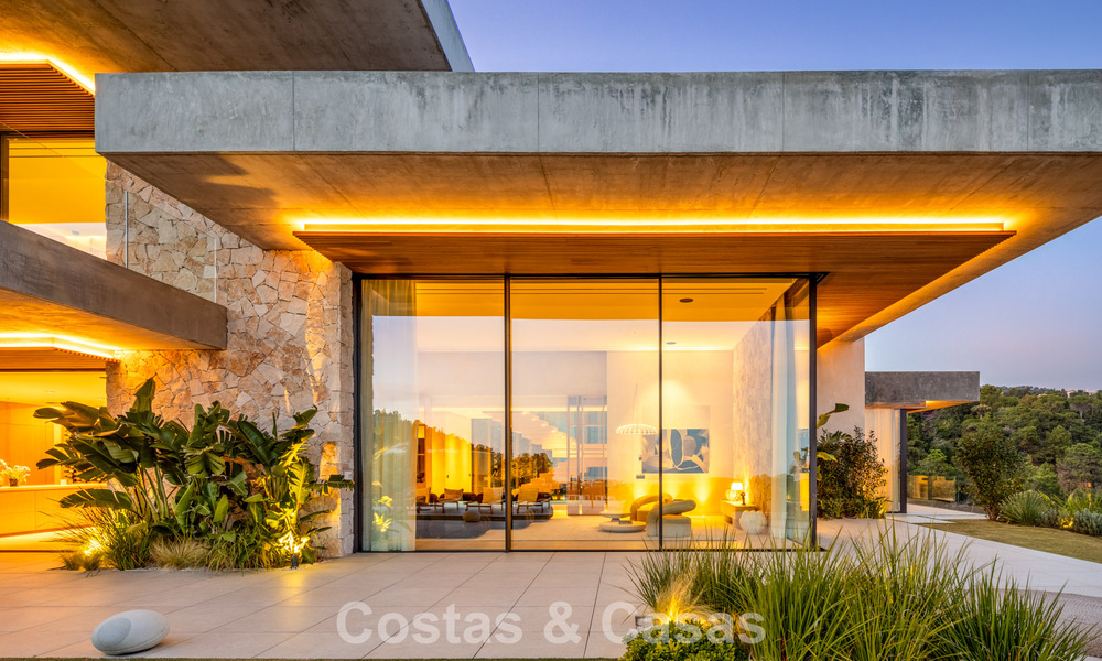 Brand-new, high-end luxury villa with panoramic views for sale in the gated community of El Madroñal, Benahavis - Marbella 794227