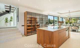 Modern luxury villa with minimalist architecture for sale on the New Golden Mile between Marbella and Estepona 794334 