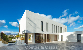 Modern luxury villa with minimalist architecture for sale on the New Golden Mile between Marbella and Estepona 794335 