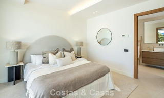 Modern luxury villa with minimalist architecture for sale on the New Golden Mile between Marbella and Estepona 794342 