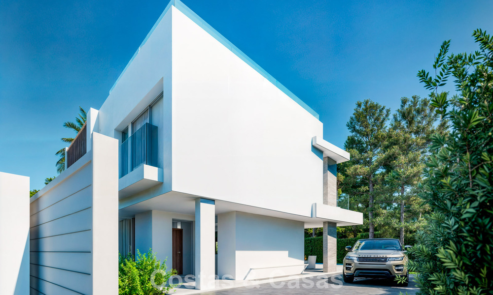 2 Brand-new luxury villas for sale within walking distance of a golf clubhouse on the New Golden Mile, Marbella - Estepona 794285