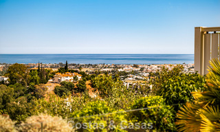 Modern apartment with villa character for sale with sea views in an exclusive complex in La Quinta, Marbella - Benahavís 794509 