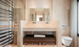 Modern apartment with villa character for sale with sea views in an exclusive complex in La Quinta, Marbella - Benahavís 794538 