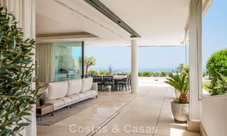 Modern apartment with villa character for sale with sea views in an exclusive complex in La Quinta, Marbella - Benahavís 794540 
