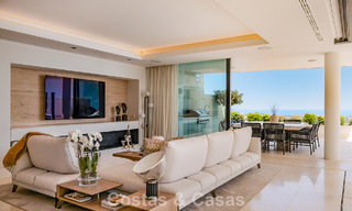 Modern apartment with villa character for sale with sea views in an exclusive complex in La Quinta, Marbella - Benahavís 794549 