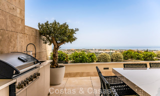 Modern apartment with villa character for sale with sea views in an exclusive complex in La Quinta, Marbella - Benahavís 794553 