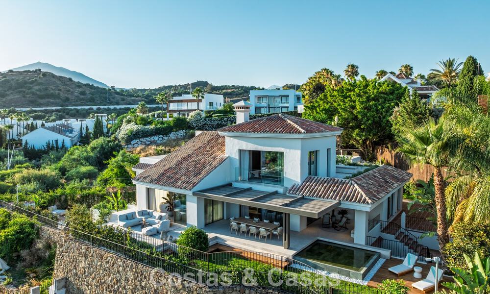 Move-in ready, Balinese-style luxury villa for sale in Nueva Andalucía’s Golf Valley, Marbella 794687