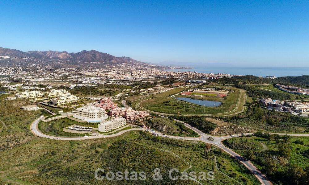 New, modern apartments with phenomenal views for sale in Mijas Costa, Costa del Sol 794609