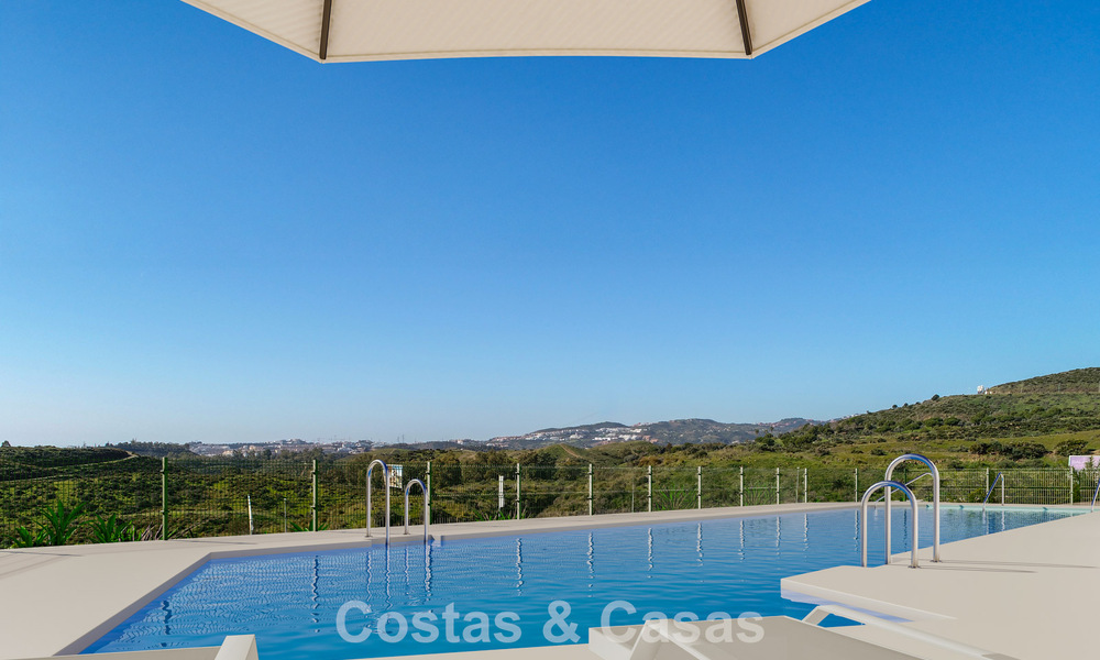New, modern apartments with phenomenal views for sale in Mijas Costa, Costa del Sol 794610