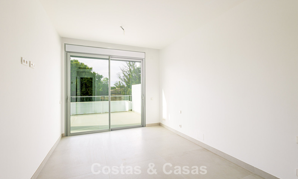 Modernist semi-detached villa for sale close to amenities in Guadalmina golf and San Pedro centre, Marbella 794649