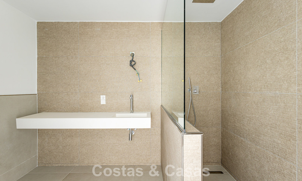 Modernist semi-detached villa for sale close to amenities in Guadalmina golf and San Pedro centre, Marbella 794650