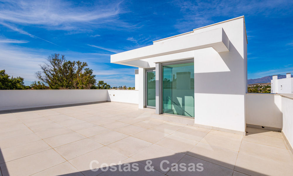 Modernist semi-detached villa for sale close to amenities in Guadalmina golf and San Pedro centre, Marbella 794674