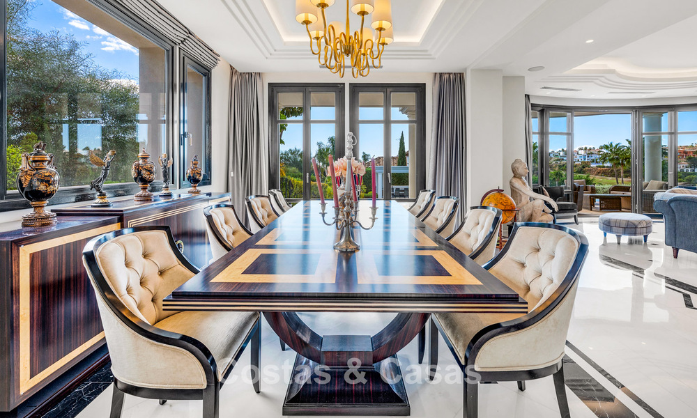 Stately luxury villa with golf, mountain and sea views for sale in a golf community in Marbella - Benahavís 794737