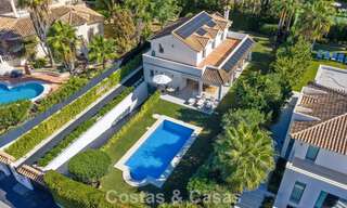 Villa with contemporary mediterranean flair for sale in Nueva Andalucía, Marbella 794761 