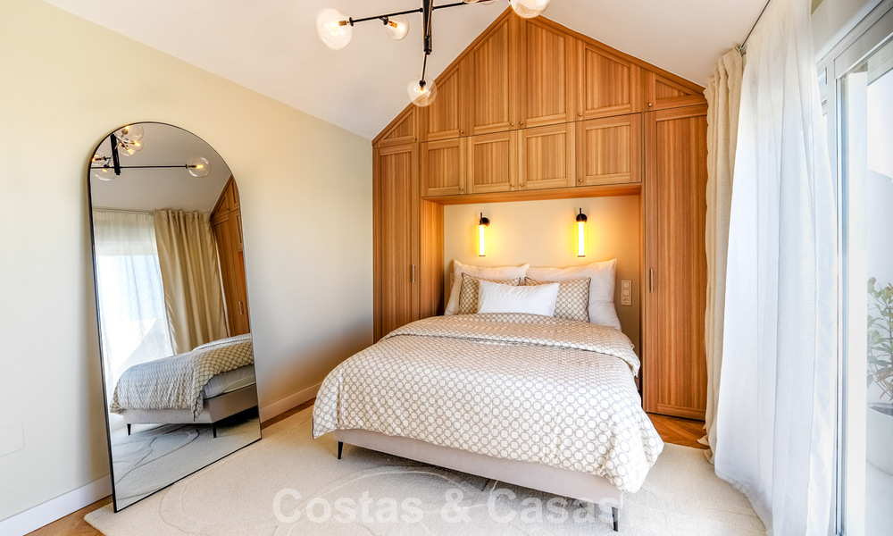 Luxury townhouse for sale in a gated complex on Marbella’s Golden Mile 794942