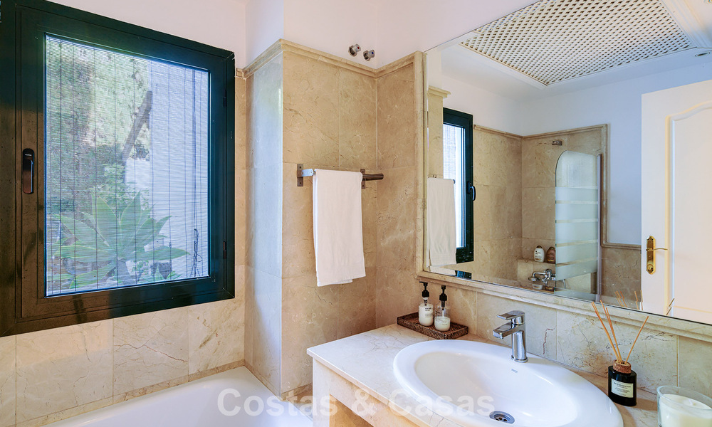 Move-in ready mediterranean luxury villa for sale on the New Golden Mile between Marbella and Estepona 794966